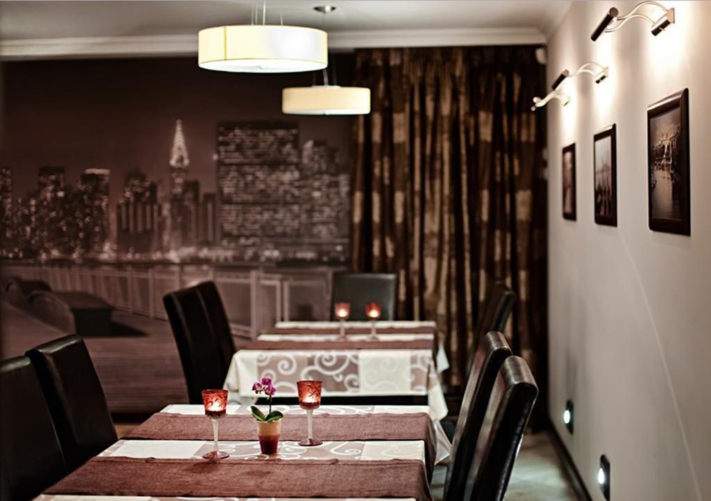 Hotel Willa Adriana Płock Extérieur photo