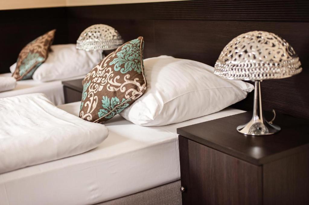 Hotel Willa Adriana Płock Extérieur photo
