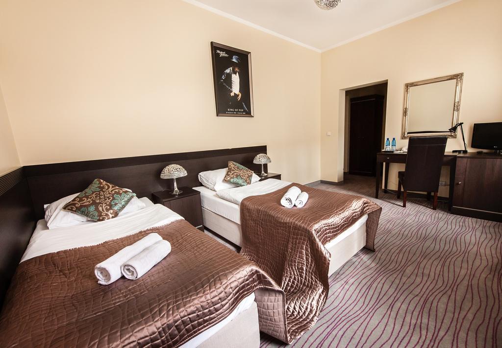 Hotel Willa Adriana Płock Extérieur photo